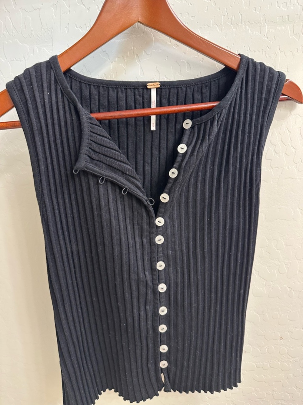 Free People Tilly Vest Black - Medium